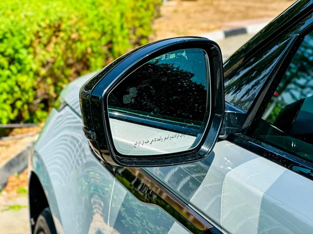 Very clean Land Rover Velar R-Dynamic - Image 15