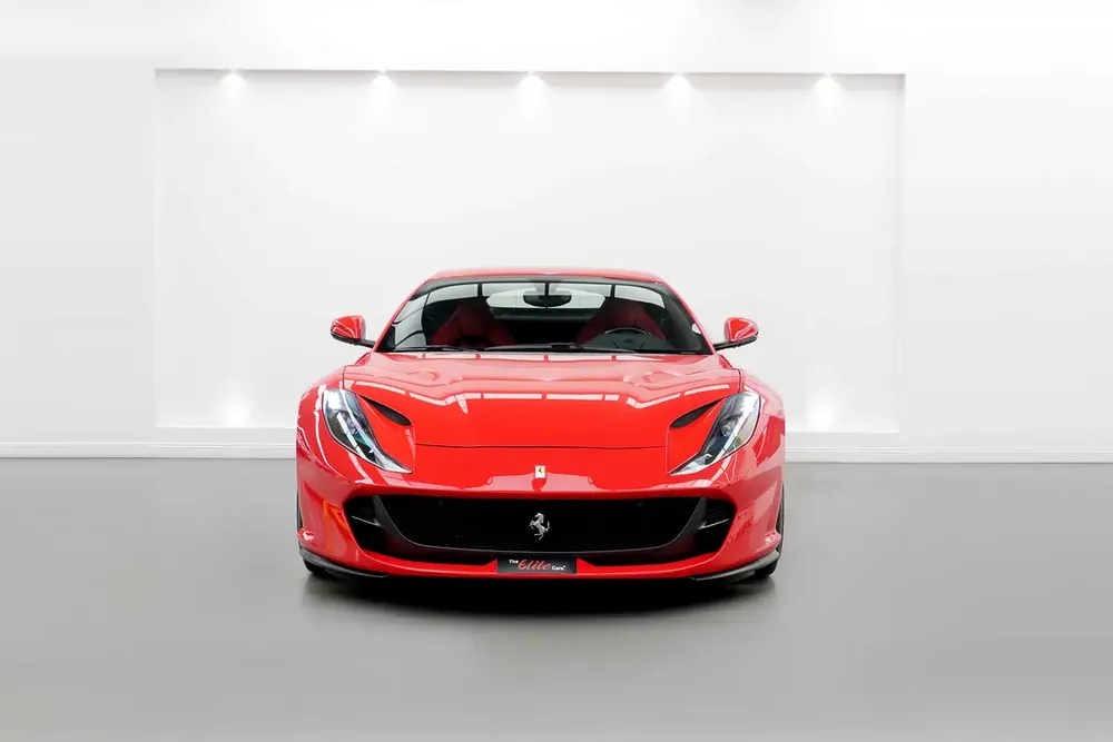 2018 FERRARI 812 SUPERFAST / LOW MILEAGE / V12 / CARBON FIBRE / JBL - Image 5