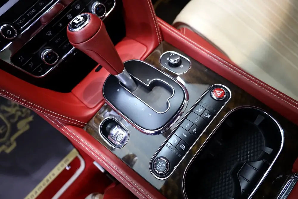 Bentley Continental GT V8 2016, Fully Agency Serviced, Al Habtoor Car!! - Image 4