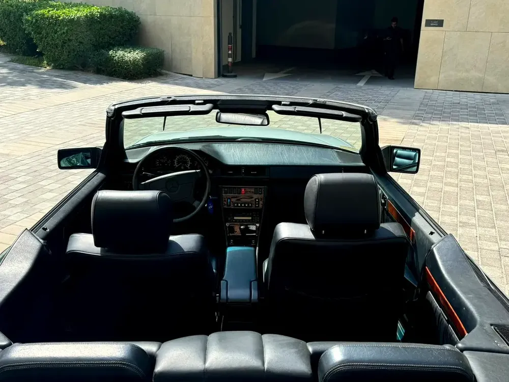 1995 Mercedes-Benz E-Class E 320 Convertible - Mint Condition - Image 10
