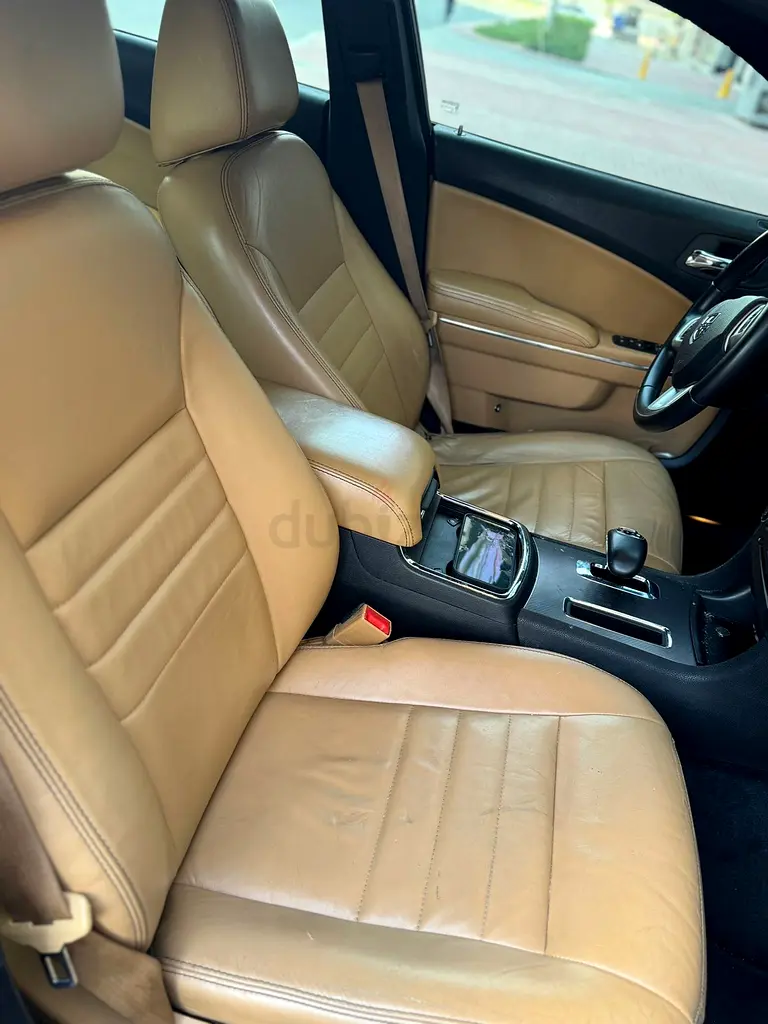 Dodge Charger R/T Plus 2013 | GCC Specs | V6- - Image 4
