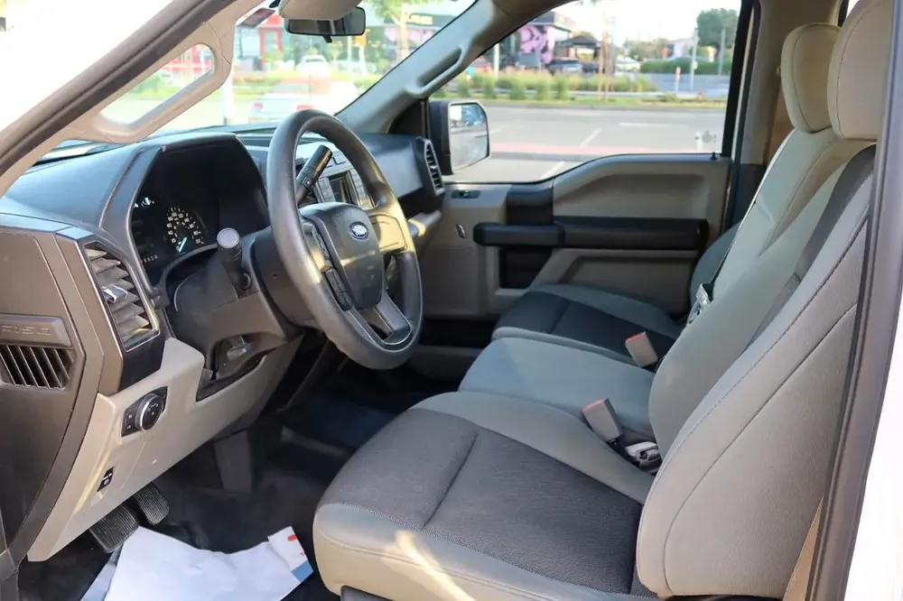 2020 Ford F150 XL V8 GCC | 167K KM | Original Paint | Best Deal - Image 5