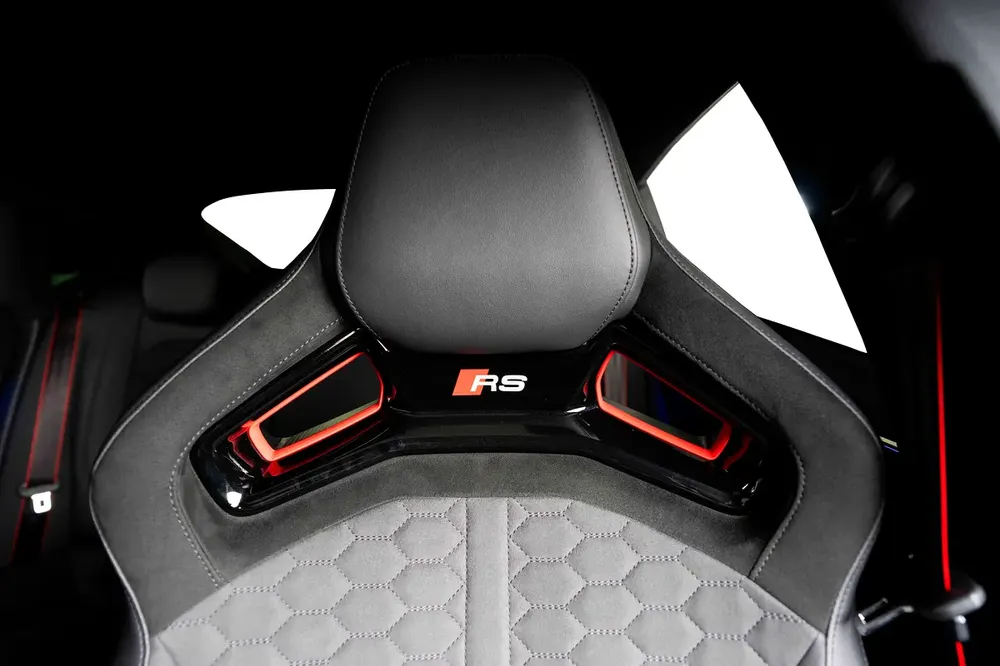 Audi RS5-Carbon Fiber Sports Seats-Carbon Fiber Package-High Spec-Al Nabooda service contract - Image 15