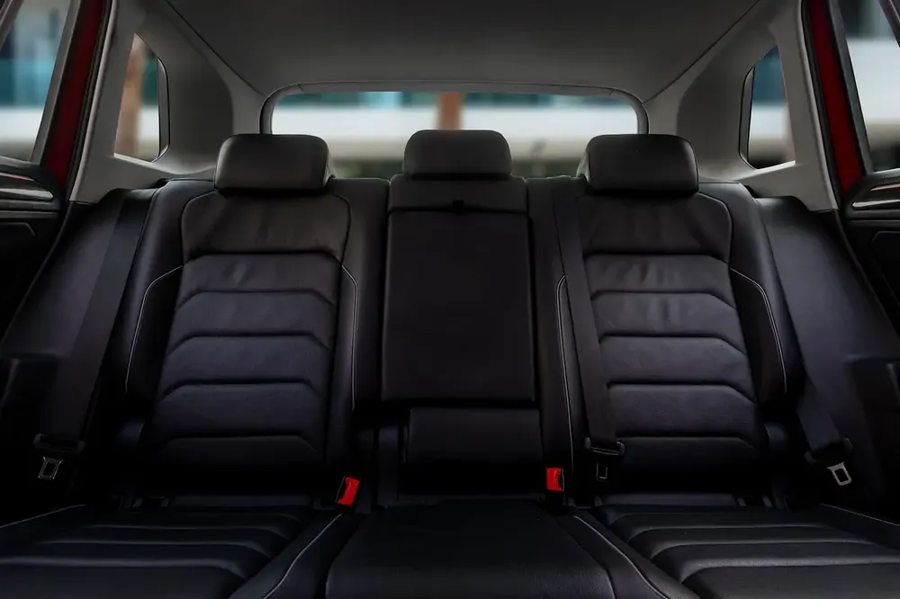 1,959 P.M | 0% Downpayment | Volkswagen Tiguan Life Plus | WARRANTY! - Image 12