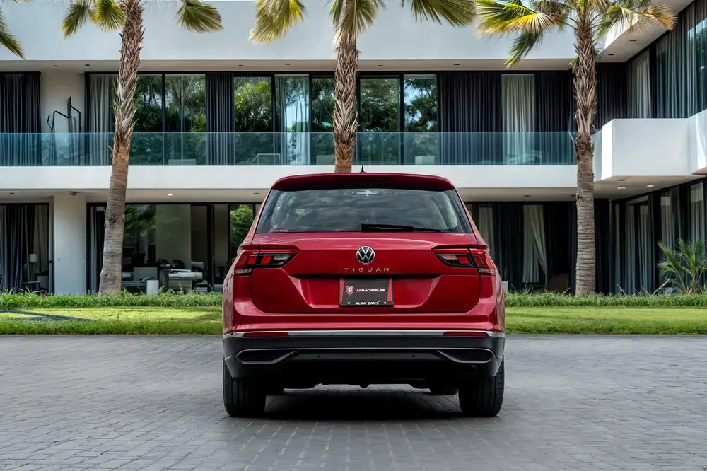 1,959 P.M | 0% Downpayment | Volkswagen Tiguan Life Plus | WARRANTY! - Image 5