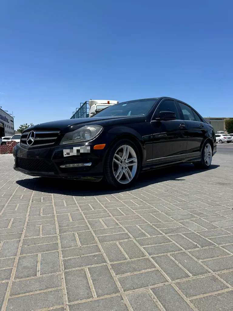 Mercedes-Benz C-Class C200 2014 - American Specs - Image 4