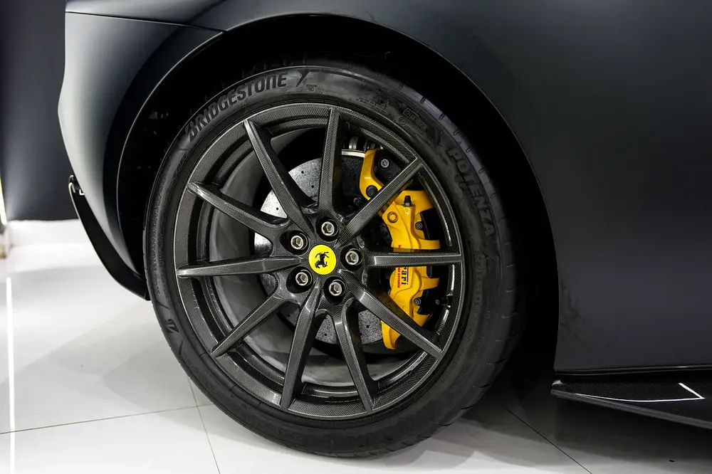 2023 Ferrari 296 GTB, Full Carbon Fiber Package, Daytona Seats, Carbon Wheels, Dealer Warr + Ser!! - Image 15