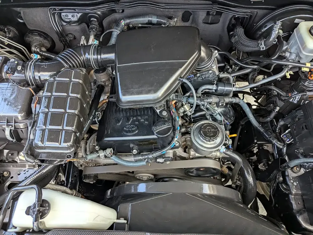 TOYOTA PRADO 2012 FACELIFTED 2023 WITH INTERIOR AND EXTERIOR V4 2.7L GCC IN EXCELLENT CONDITION - Image 8
