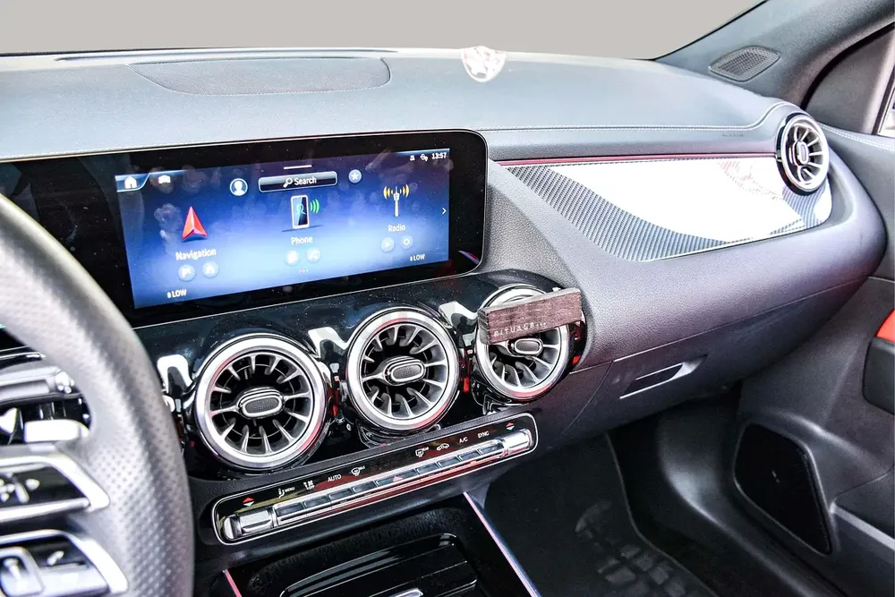 AED 3343/month | 2025 Mercedes-Benz GLA  | GCC Specs | Ref#415080 - Image 14