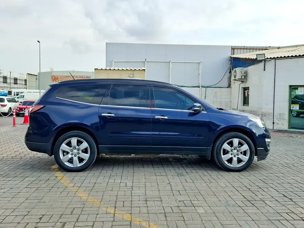 AED 464/month | 2017 Chevrolet Traverse LT | GCC Specs | Ref#405736 - Image 4