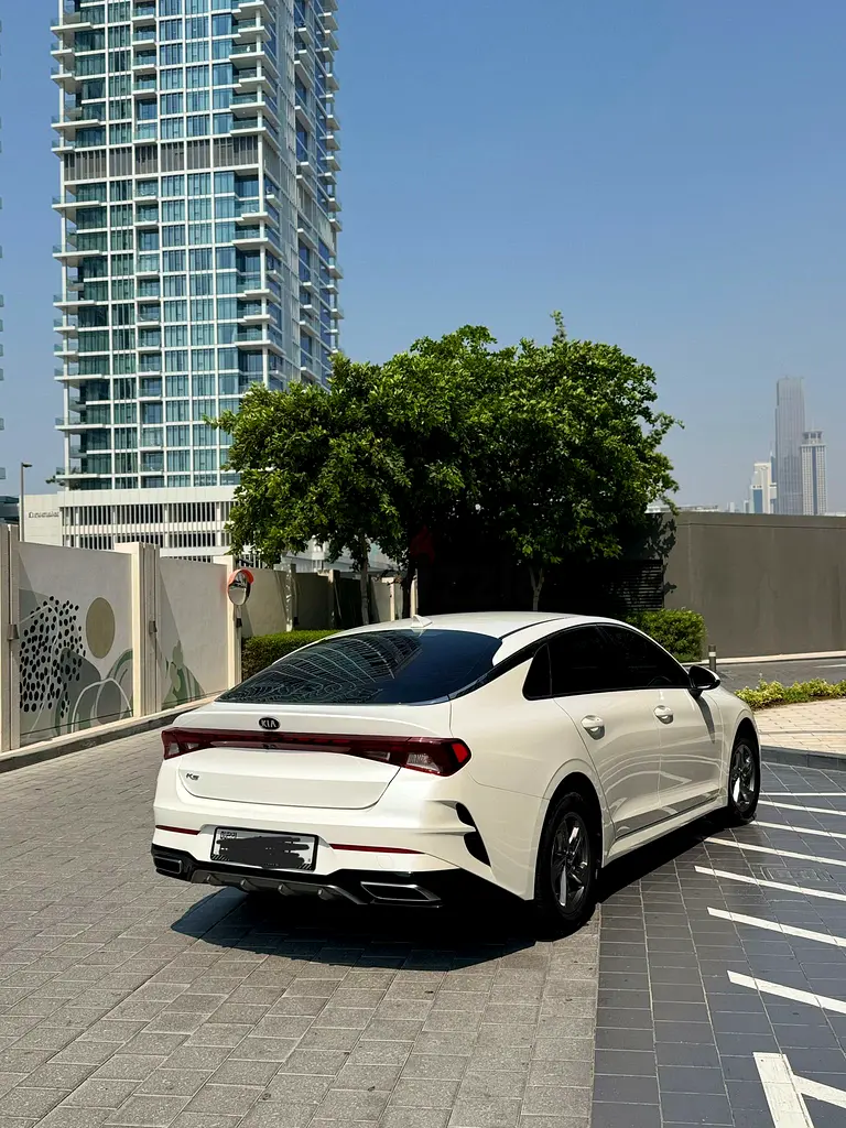 2021 Kia K5 LX | GCC Specs | Perfectly maintained - Image 6