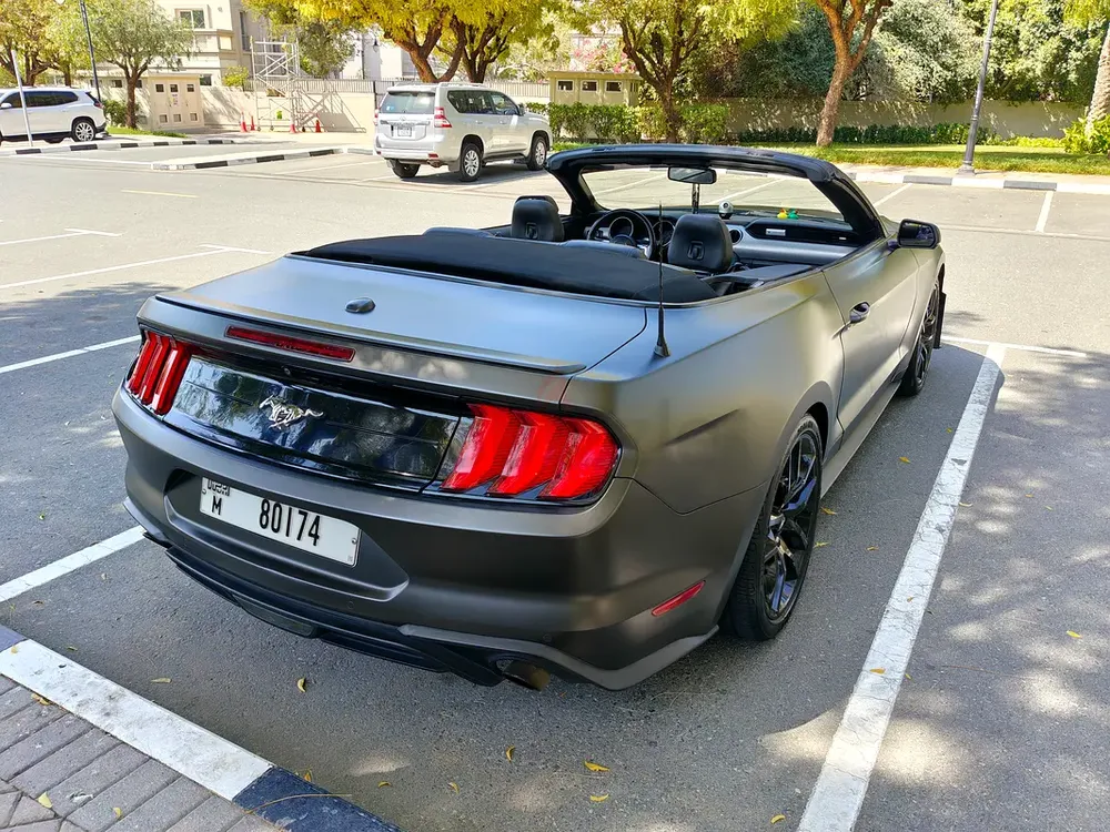 2019 Convertible || Rare Color - Image 4
