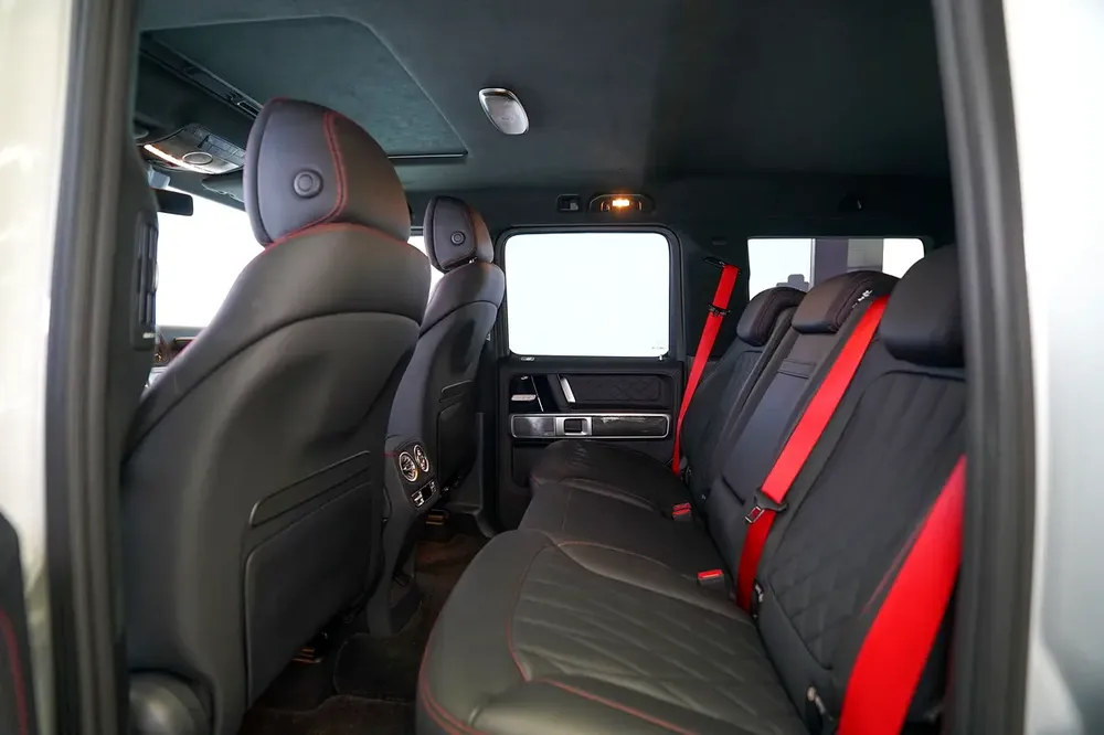 WARRANTY APRIL 2027 | CARBON TRIM INTERIOR | NIGHT PACKAGE | BURMESTER AUDIO | G63 AMG - Image 10