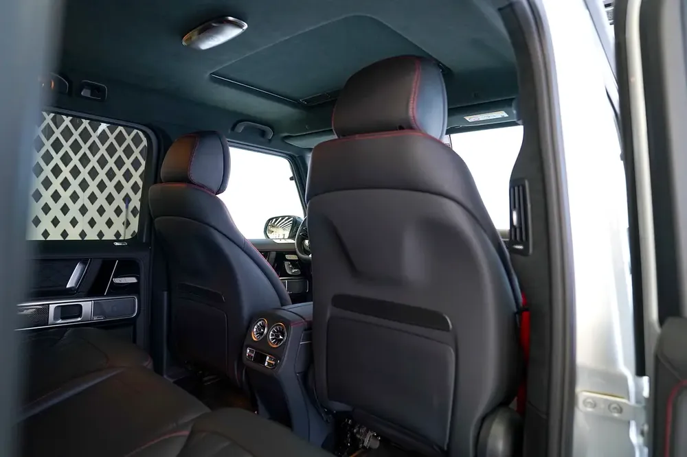 WARRANTY APRIL 2027 | CARBON TRIM INTERIOR | NIGHT PACKAGE | BURMESTER AUDIO | G63 AMG - Image 12