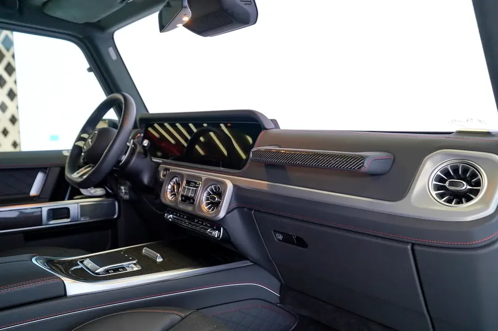 WARRANTY APRIL 2027 | CARBON TRIM INTERIOR | NIGHT PACKAGE | BURMESTER AUDIO | G63 AMG - Image 13