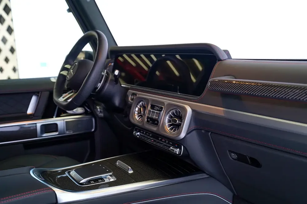 WARRANTY APRIL 2027 | CARBON TRIM INTERIOR | NIGHT PACKAGE | BURMESTER AUDIO | G63 AMG - Image 14