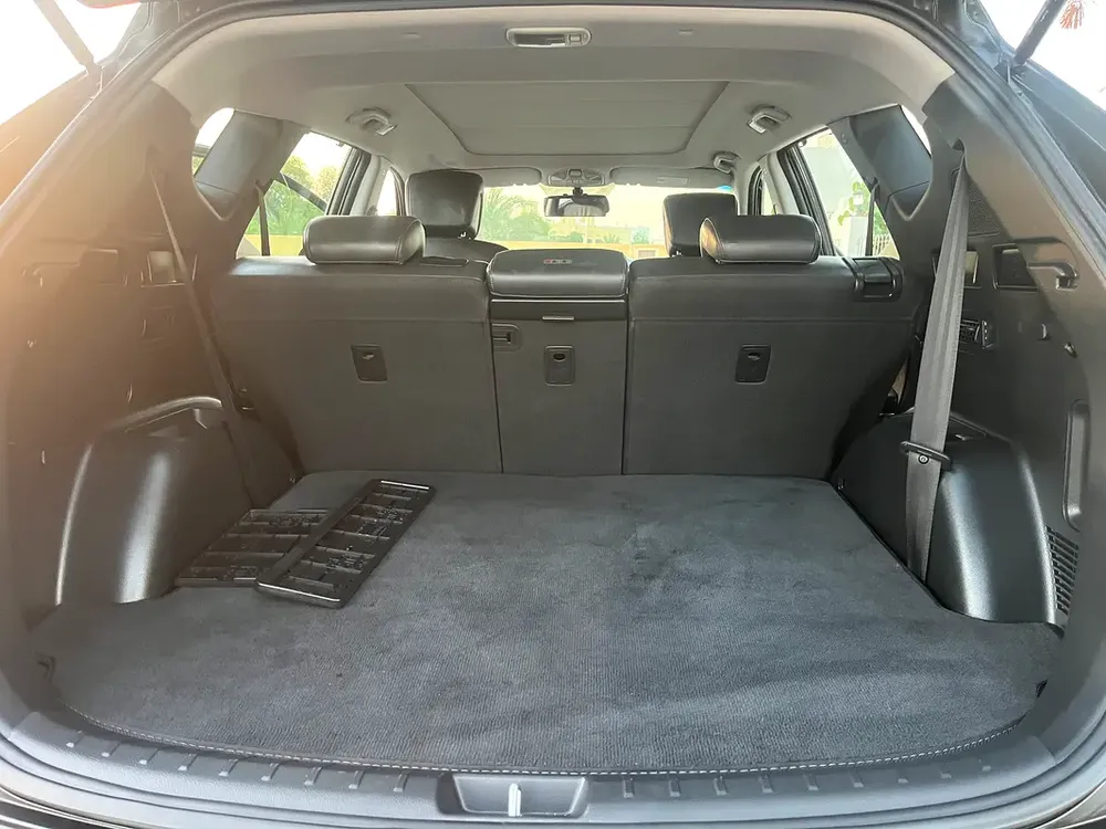 For sale Hyundai Santa Fe 2015 model 3.3L full option gcc - Image 11