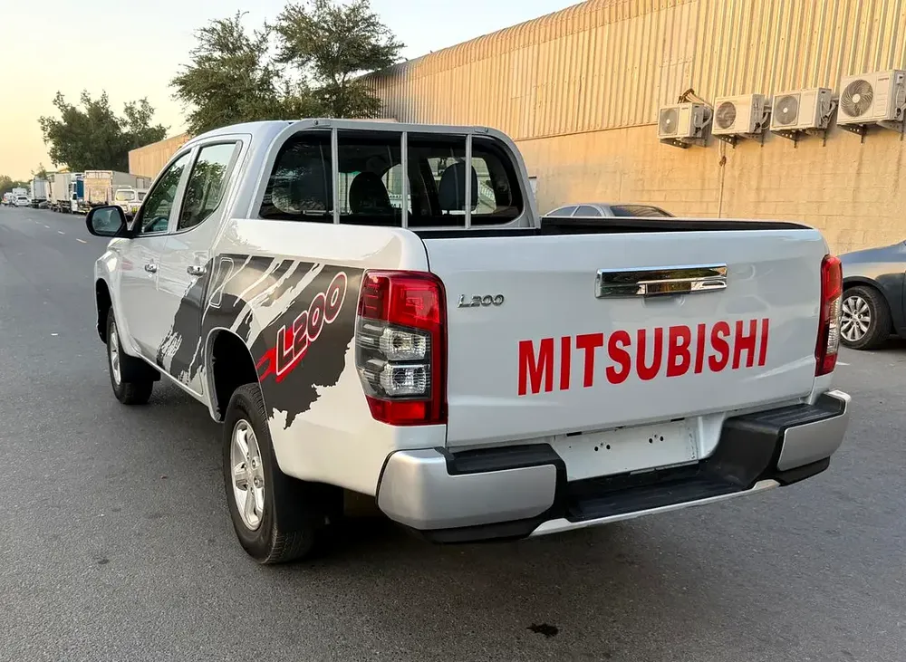 Mitsubishi L200, 2020 4X4 GCC Specs - Image 7
