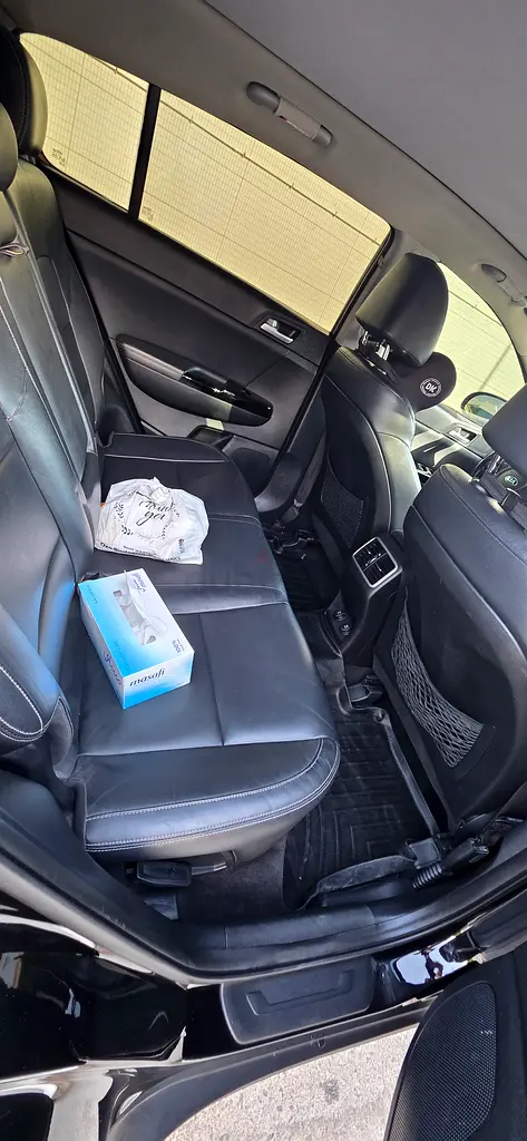 KIA Sportage EX 2018 – American Spec | Panoramic Sunroof | Excellent Condition - Image 10
