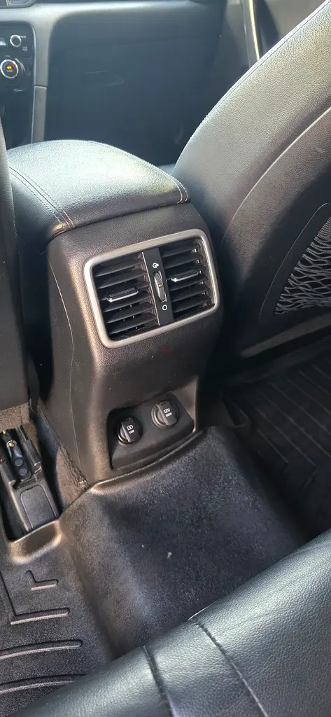 KIA Sportage EX 2018 – American Spec | Panoramic Sunroof | Excellent Condition - Image 18