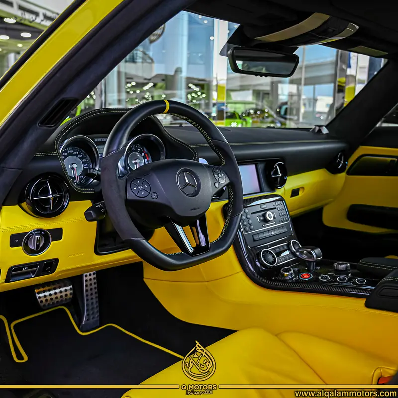 2014  MERCEDES BENZ SLS BLACK SERIES GCC DONE ONLY 600KM - Image 8