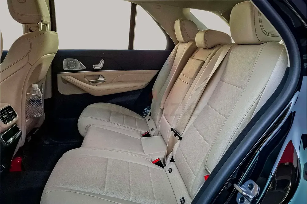 AED 5166/month | 2024 Mercedes-Benz GLE-Class GLE 450 | GCC Specs | Ref#329487 - Image 10