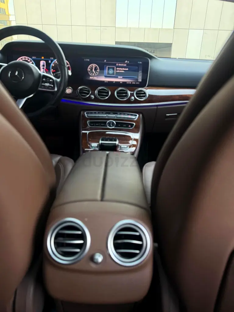 Mercedes-Benz E-Class E 300 2020 - Image 11