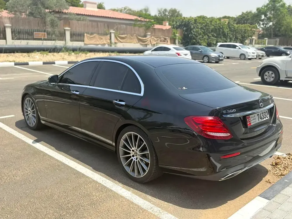 Mercedes-Benz E-Class E 300 2020 - Image 4