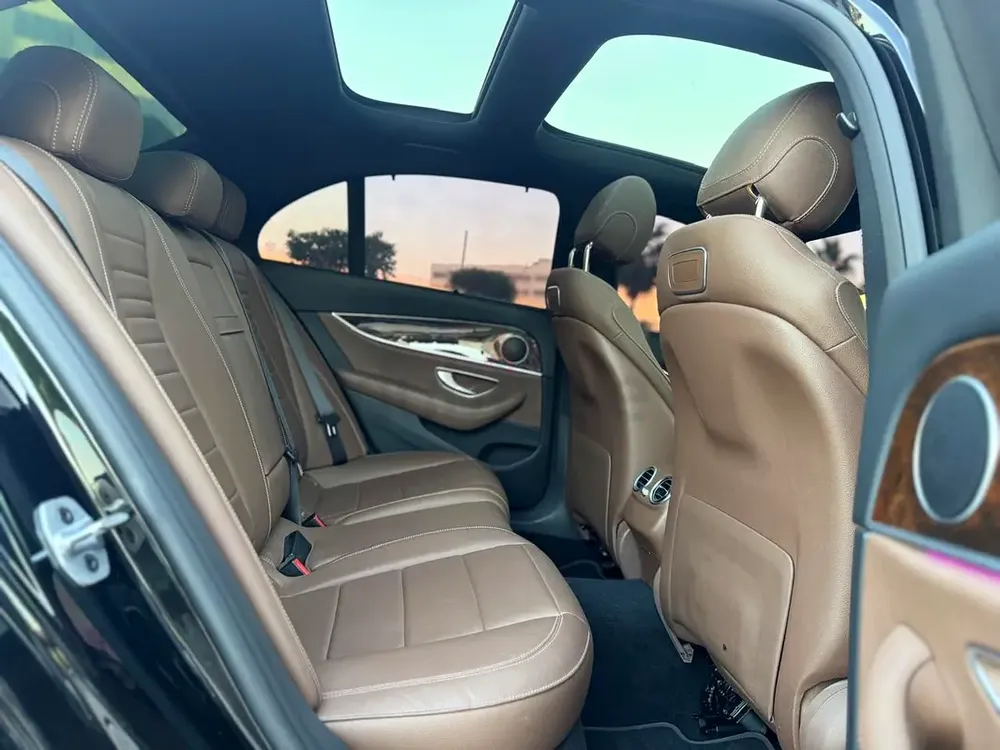 Mercedes-Benz E-Class E 300 2020 - Image 9