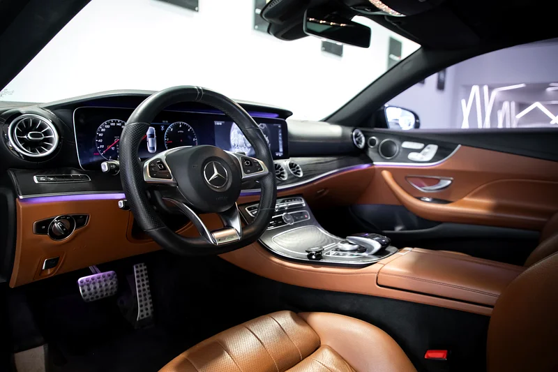 Mercedes-Benz E220d Coupe 2018 – Premium Comfort  Performance - Image 15