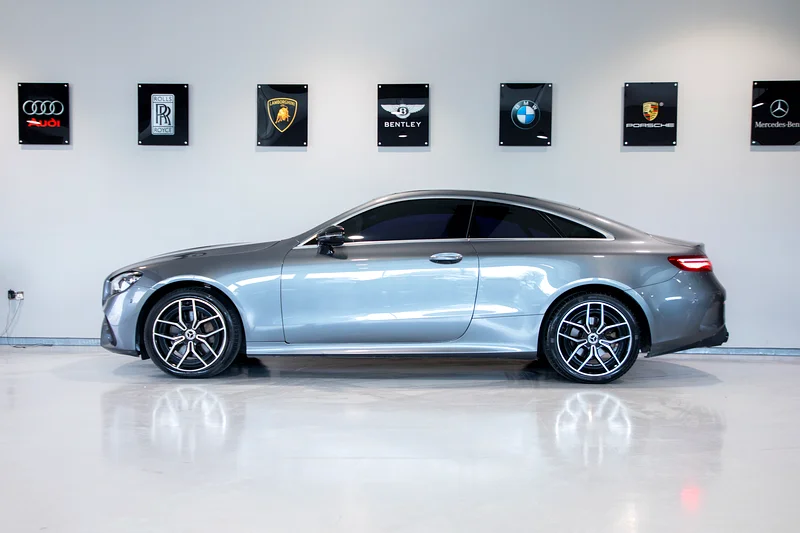 Mercedes-Benz E220d Coupe 2018 – Premium Comfort  Performance - Image 4