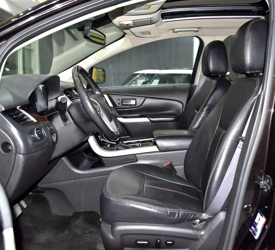 EXCELLENT DEAL for our Ford Edge Limited AWD ( 2014 Model ) in Dark Brown Color GCC Specs - Image 10