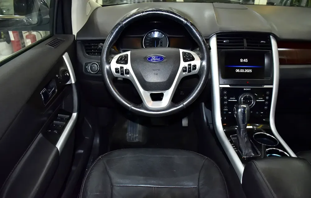 EXCELLENT DEAL for our Ford Edge Limited AWD ( 2014 Model ) in Dark Brown Color GCC Specs - Image 12