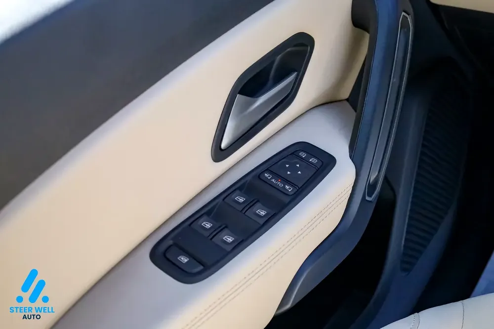 2025 Renault Duster LE | 1.6L Petrol | GCC | 17” Alloys | 4 Airbags | 4 Cameras - Image 17