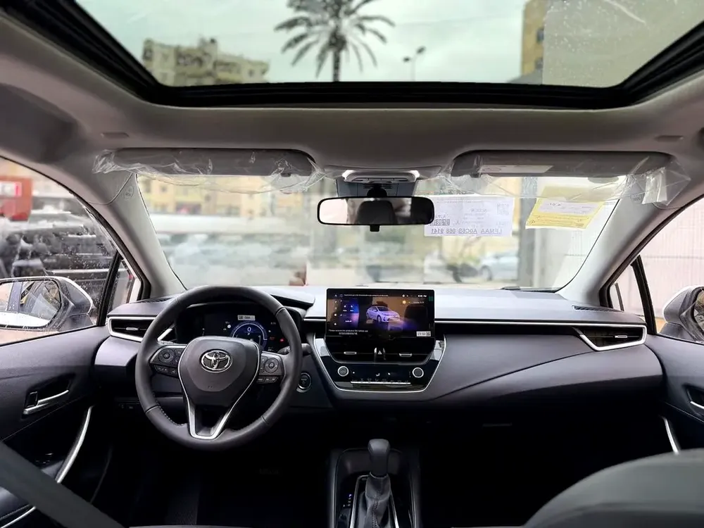 2025 Toyota Corolla XLE - Brand New Chinese Specs - Image 4