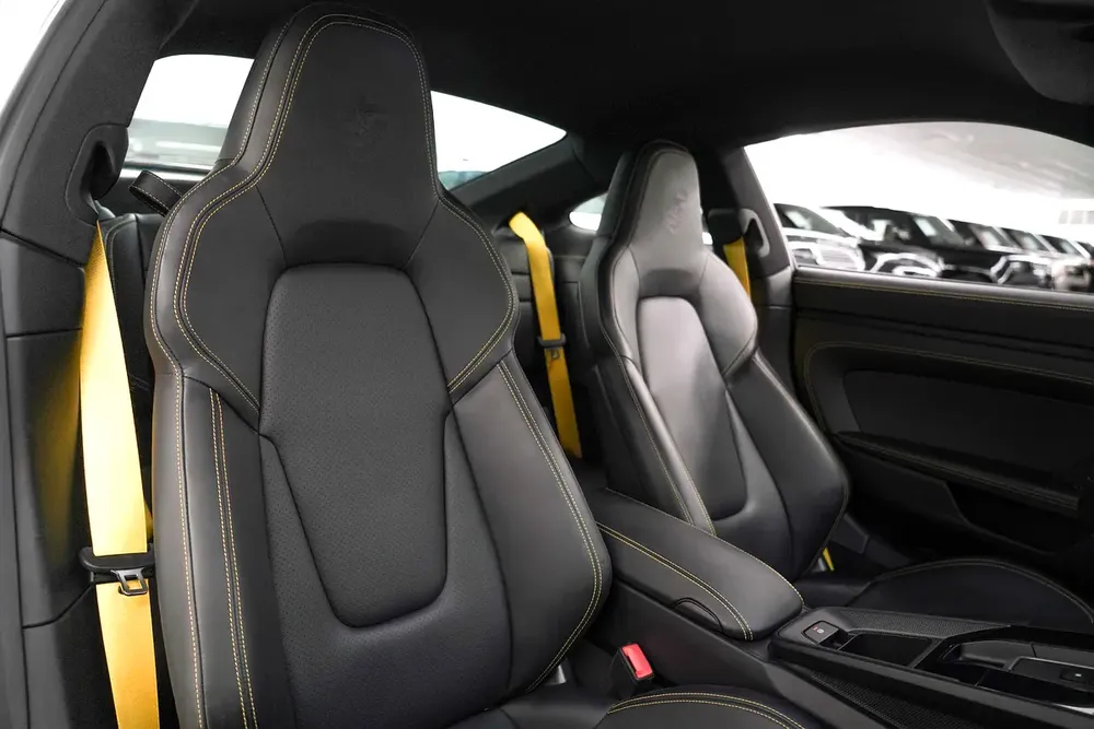2022 PORSCHE 911 CARRERA GTS / GCC / BOSE /  DEALER WARRANTY - Image 13