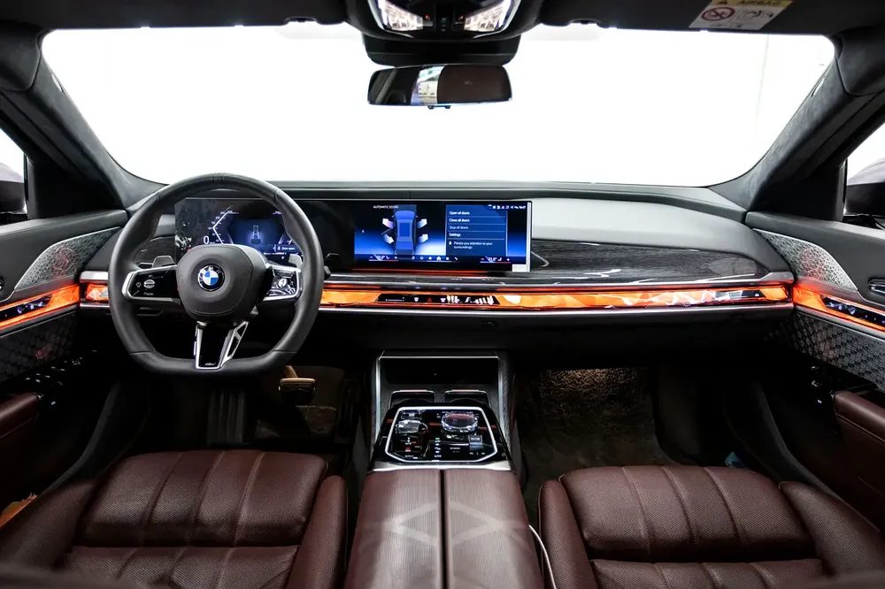 2024 | BMW 750i | GCC | WARRANTY AND SERVICE CONTRACT | EXCELLENT CONDITION | - Image 7