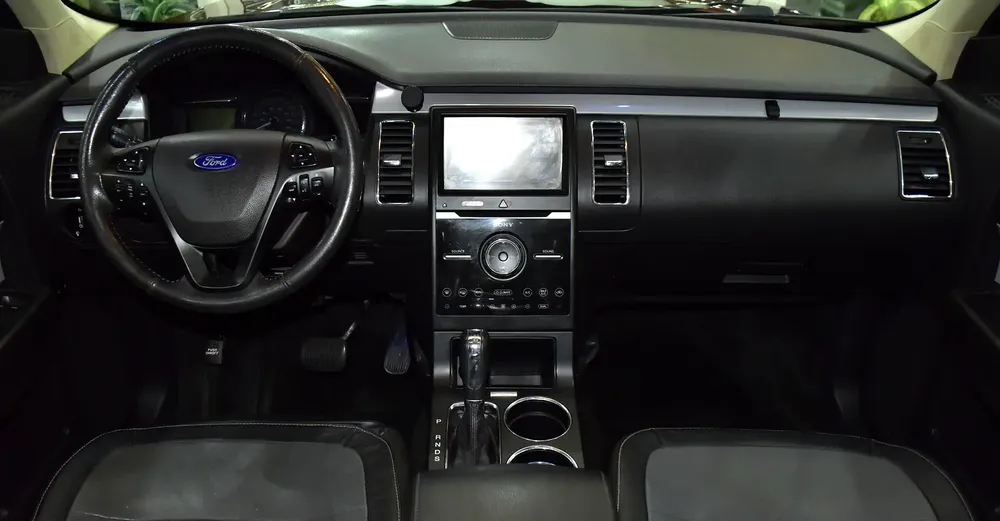 EXCELLENT DEAL for our Ford Flex Limited ( 2015 Model ) in Red Color GCC Specs - Image 11