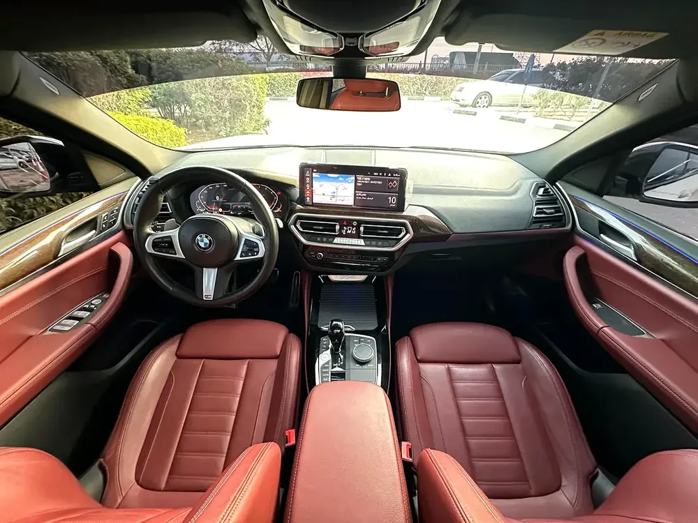 BMW X4 M-SPORT 2022 GCC UNDER WARRANTY AND CONTRACT SERVICE FULL OPTION NO ACCIDENTS - Image 10