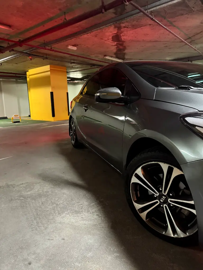 Well Maintained Kia Cerato Koup 2016 | GCC Specs | Sporty Coupe - Image 5