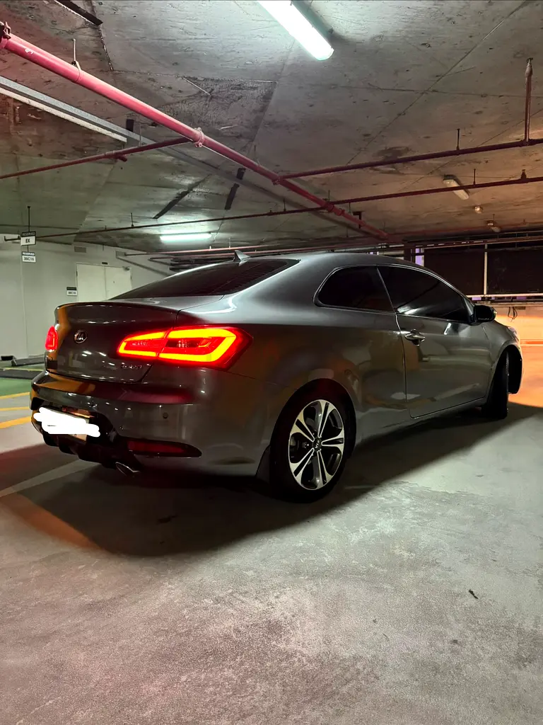 Well Maintained Kia Cerato Koup 2016 | GCC Specs | Sporty Coupe - Image 7