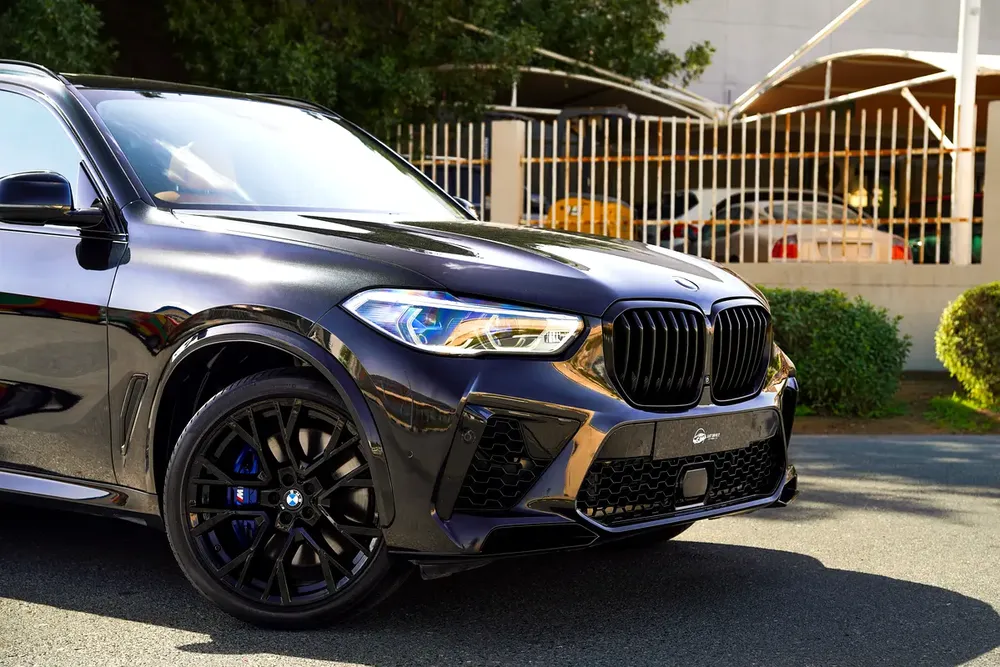 BMW X5 xDrive50i V8 – GCC | M Competition Look | Fully Loaded - Image 12
