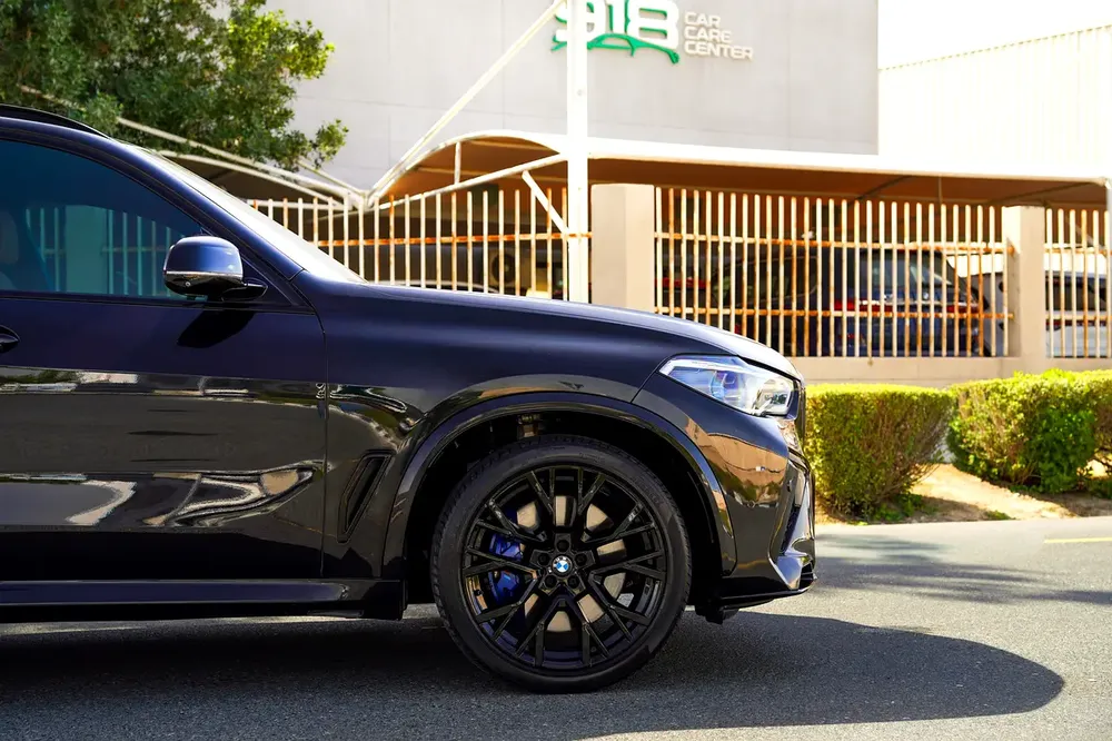 BMW X5 xDrive50i V8 – GCC | M Competition Look | Fully Loaded - Image 8