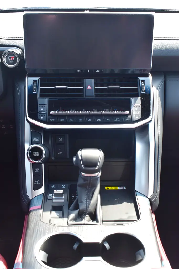 2025 MODEL TOYOTA-LAND CRUISER GRS 3.5L HYBRID - Image 16