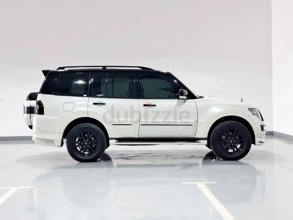 AED 1199/month | 2020 Mitsubishi Pajero  | GCC Specs | Ref#446261 - Image 4