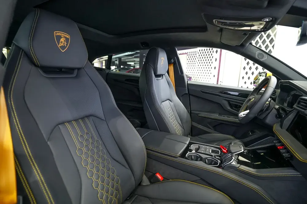 SERVICE MAY 2028 | URUS SE | PANORAMIC ROOF - Image 14