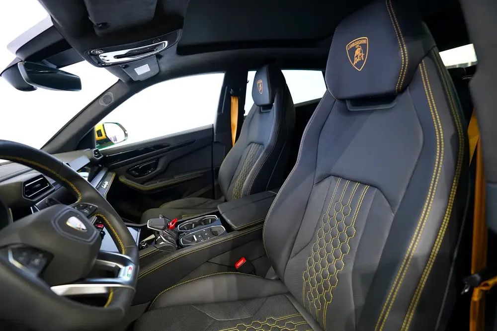 SERVICE MAY 2028 | URUS SE | PANORAMIC ROOF - Image 8
