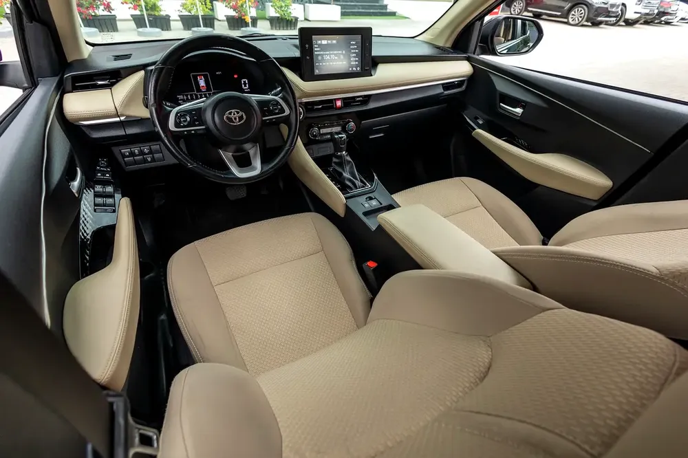 Toyota Yaris 2023 GCC specs - Image 12