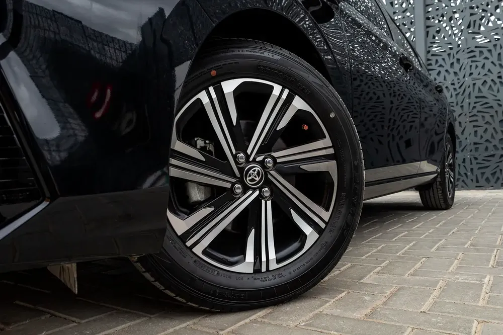 Toyota Yaris 2023 GCC specs - Image 9