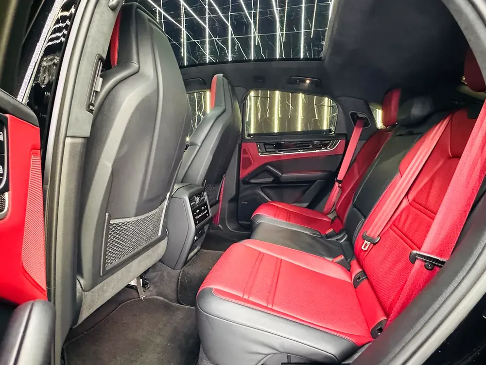 2024 Porsche Cayenne Coupe S Black Edition, With Ali and Sons Warranty till Feb 2026 - Image 15